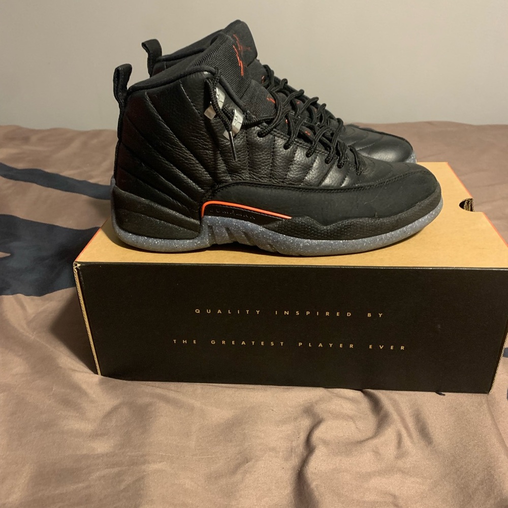 Jordan 12 retro utility